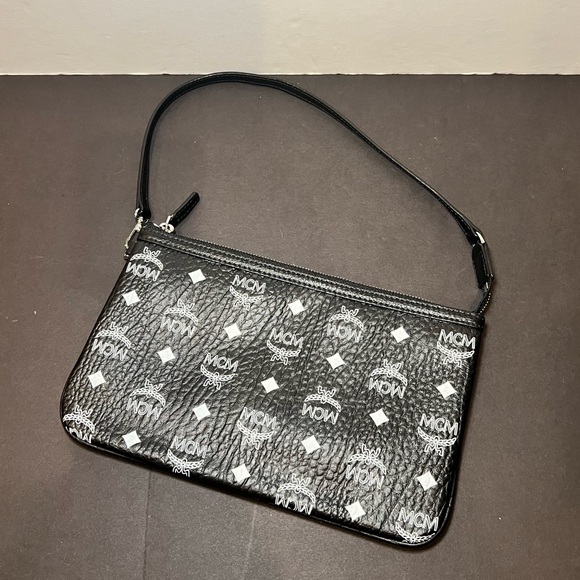 MCM REVERSIBLE LIZ SHOPPER IN VISETOS - Picture 10 of 10